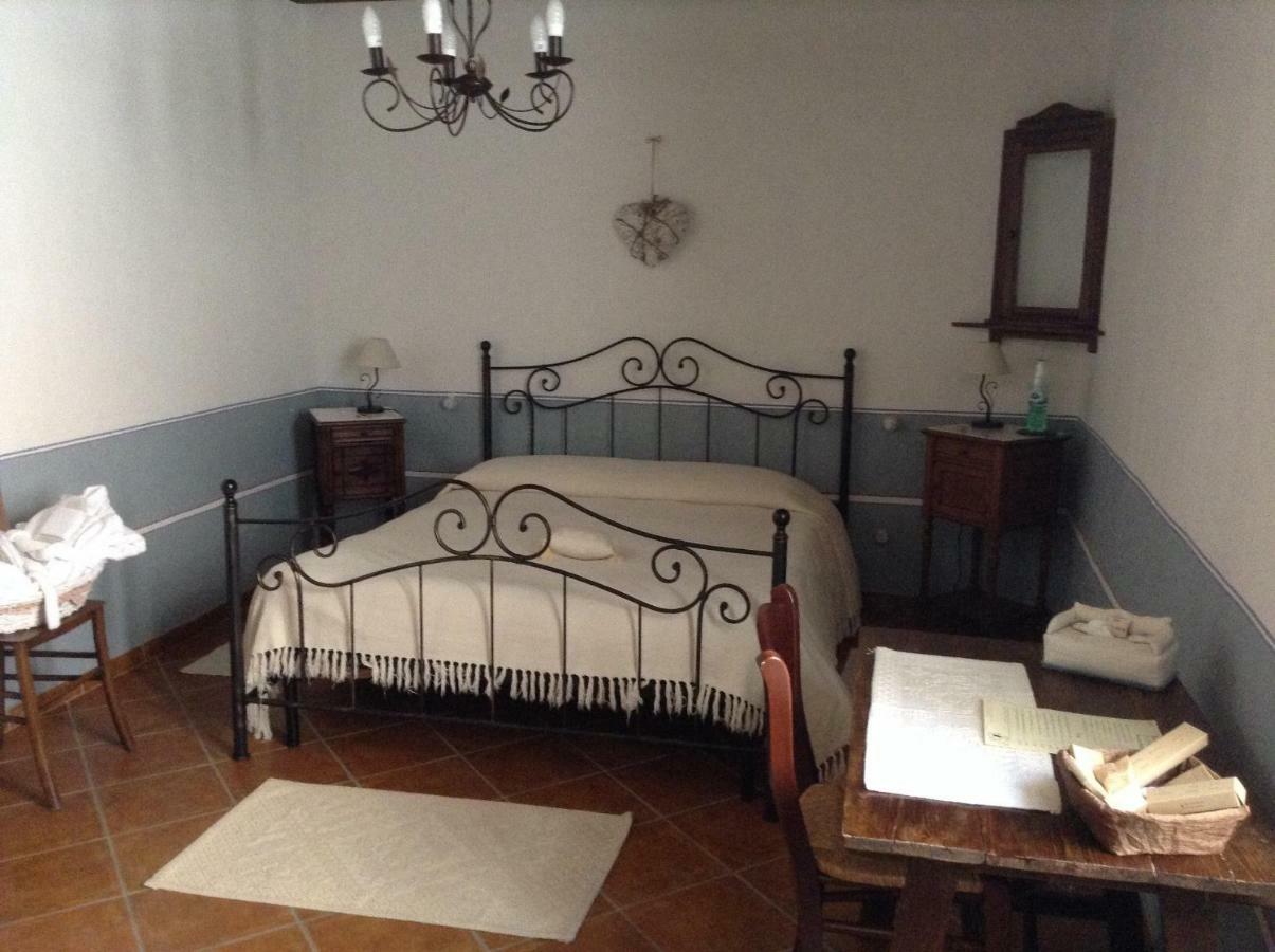 B&B Charme Sa Pardina Orroli Bagian luar foto