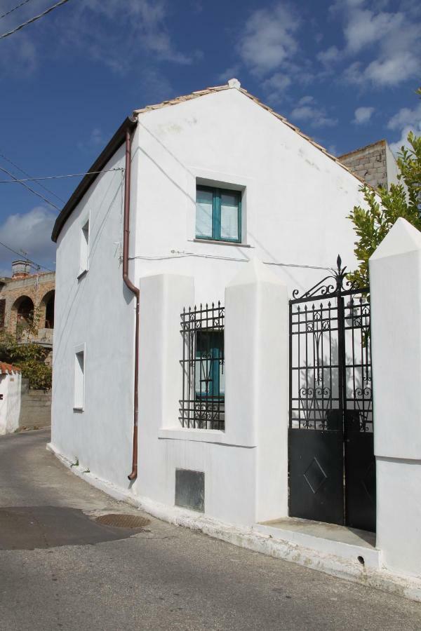 B&B Charme Sa Pardina Orroli Bagian luar foto